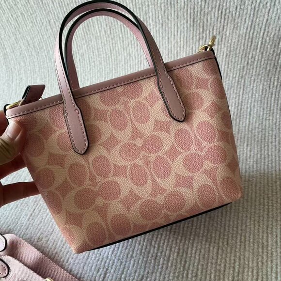 Women's Cowhide Shoulder Bag coach bag pink 16*16 - Picture 3 of 9